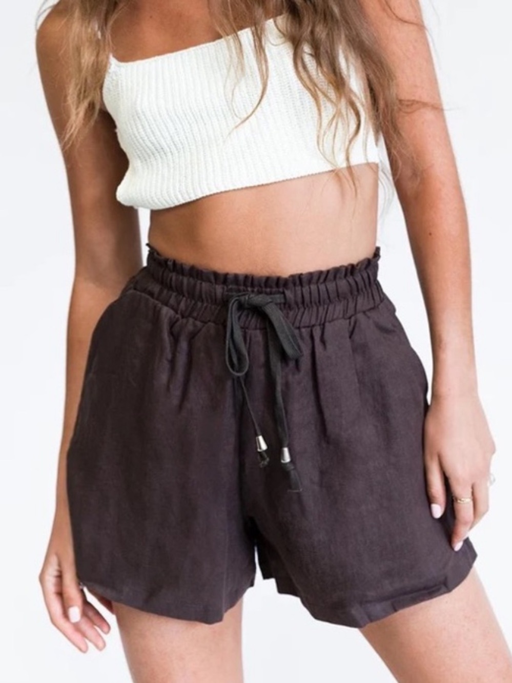 Princess Polly Mary linen shorts in brown size 4🧸
